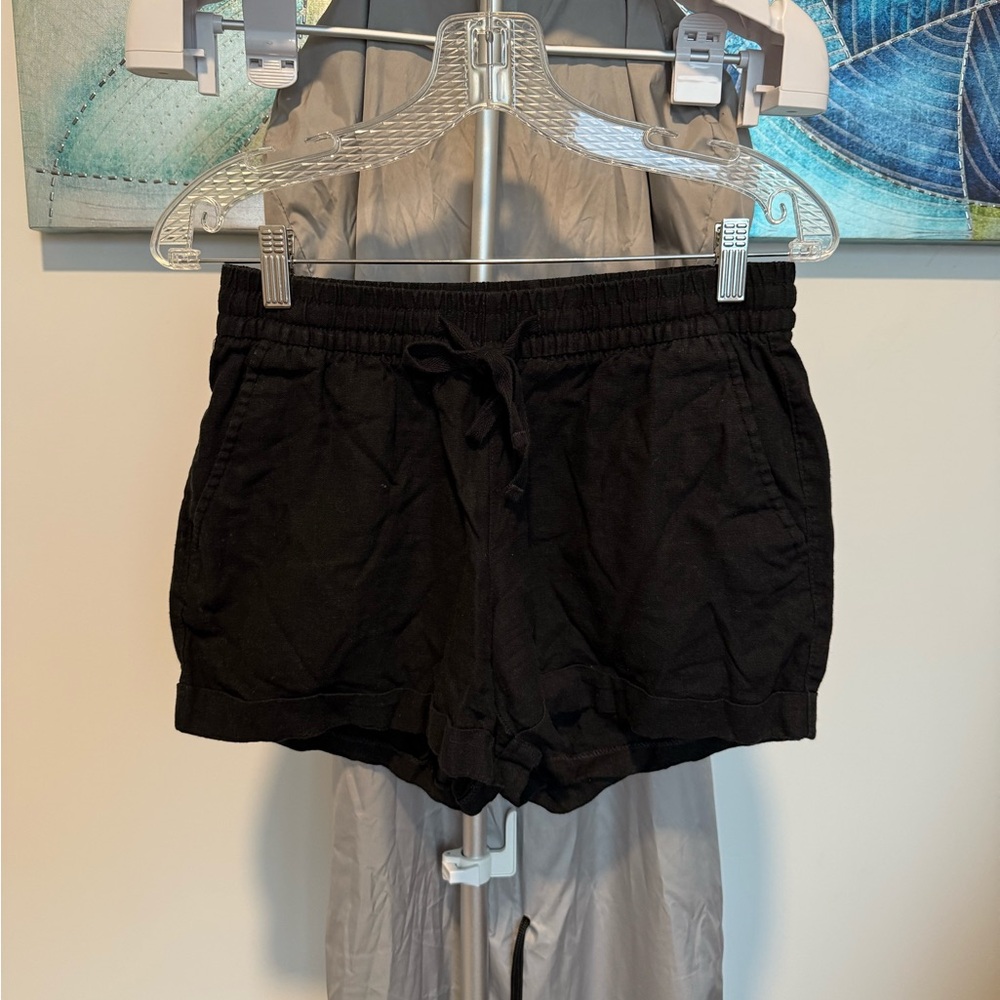 Old Navy Black Women's Shorts